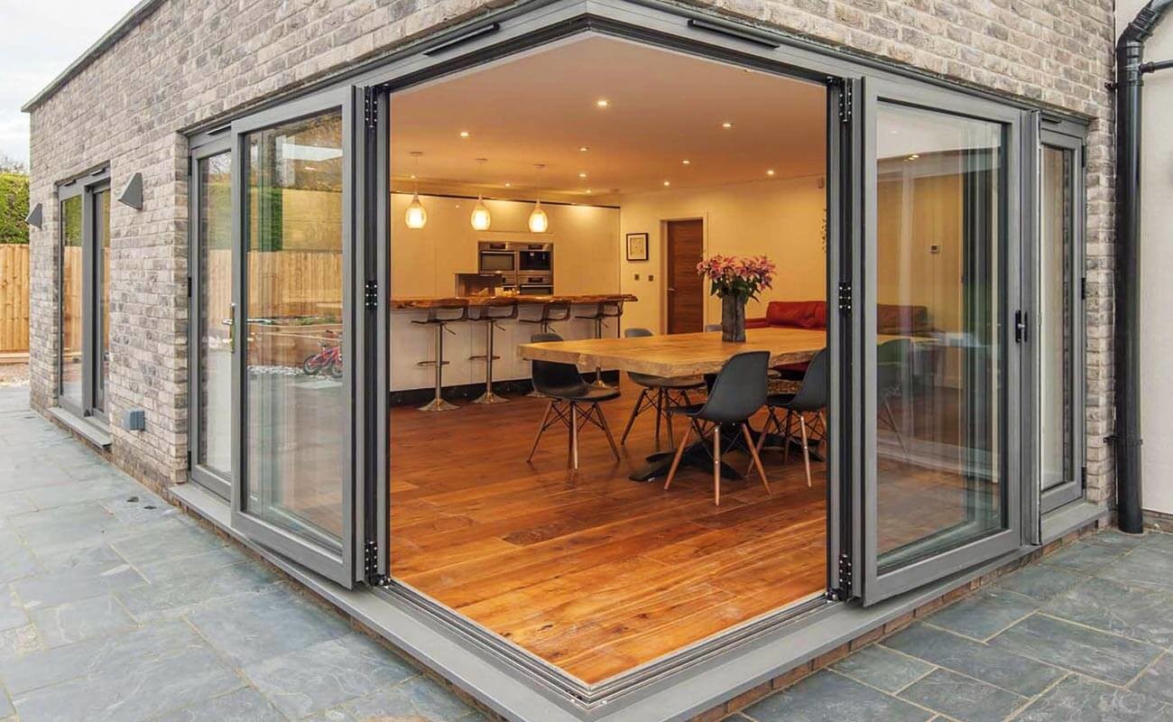 ODM Aluminum Folding Doors , Frosted Glass Corner Folding Doors For